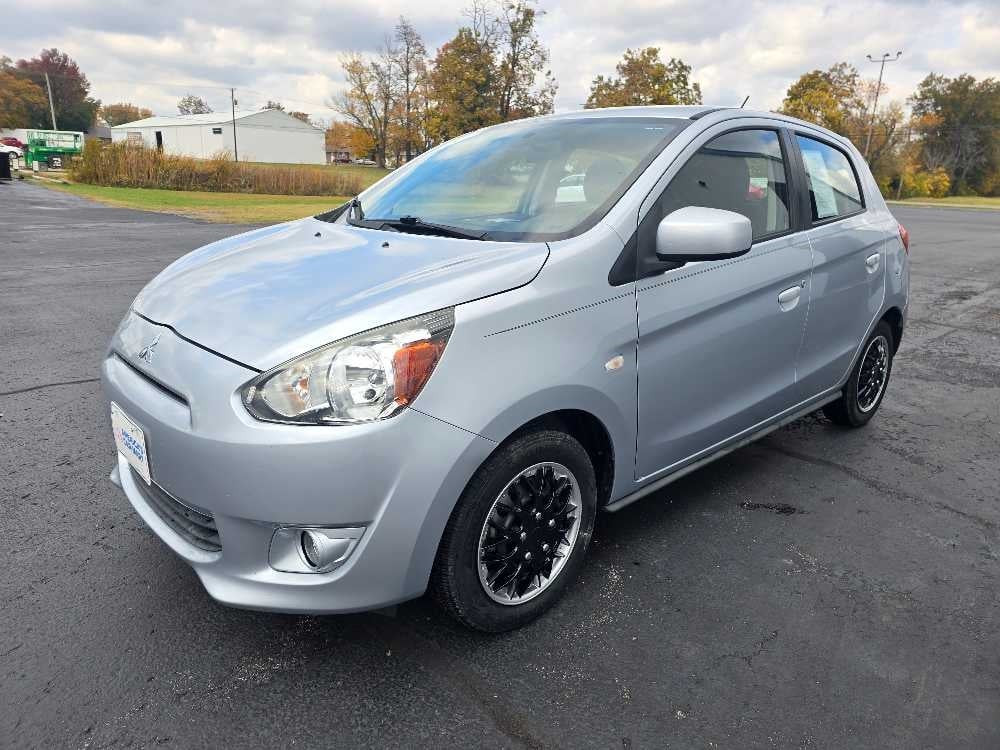 2015 Mitsubishi Mirage DE's photo