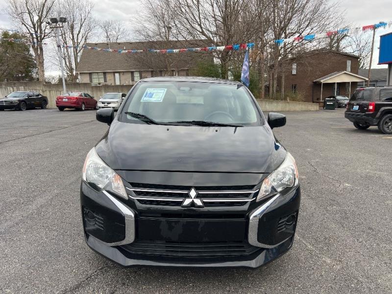 2021 Mitsubishi Mirage LE's photo