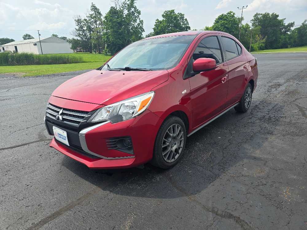 MITSUBISHI MIRAGE G4 LE; ES