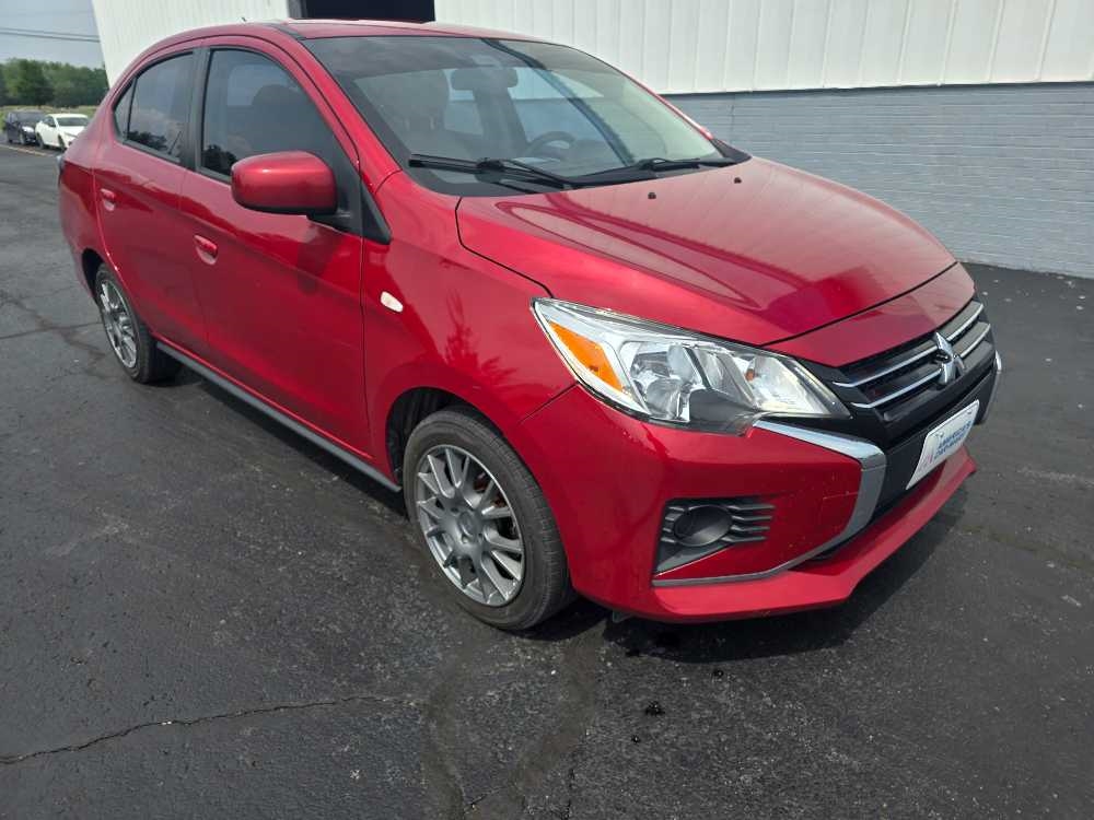 MITSUBISHI MIRAGE G4 LE; ES