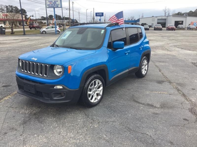 2015 Jeep Renegade Latitude's photo