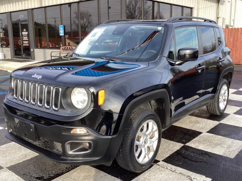 2017 Jeep Renegade Latitude's photo