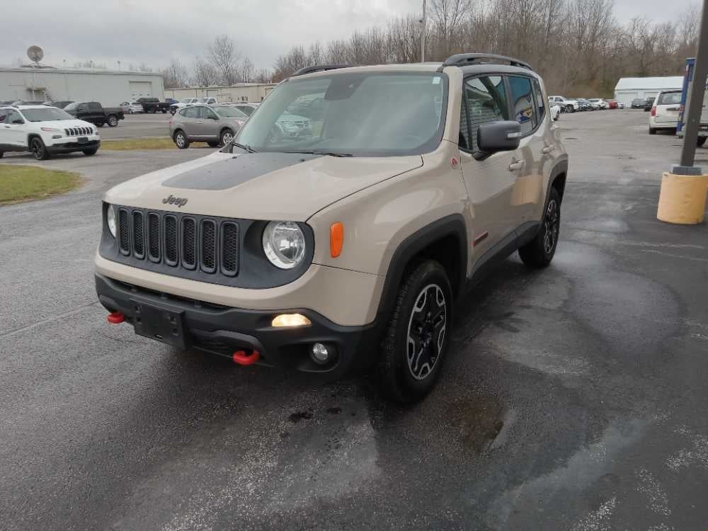 2015 Jeep Renegade Trailhawk's photo
