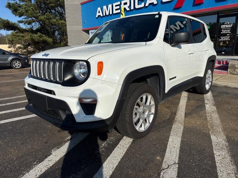 2023 Jeep Renegade Latitude's photo